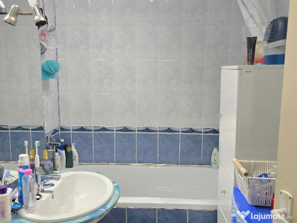 Vand apartament 3 camere decomandat in Deva, Pescarilor, parter inalt