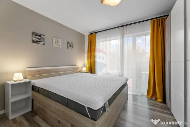 Apartament cu 3 camere + terasa de închiriat la Bourgeoi...