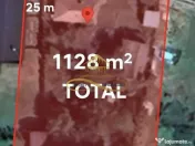 Teren 1.128 mp cu casă bătrânească – toate utilită... 
