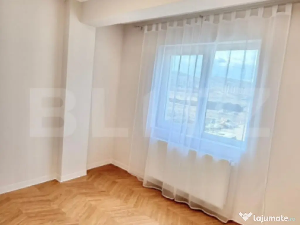 Apartament nou, semidecomandat, 3 camere, parcare subterana,