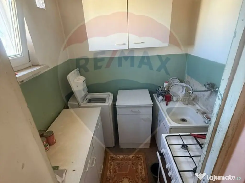 Apartament cu 2 camere de vânzare în zona Valea Rosie