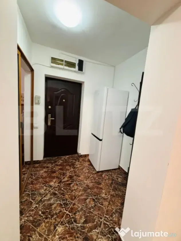 Apartament 2 camere de închiriat, Centru Civic