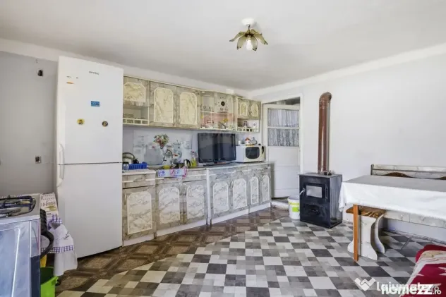 Casă renovată cu teren generos în Satu Mare,Secusigiu