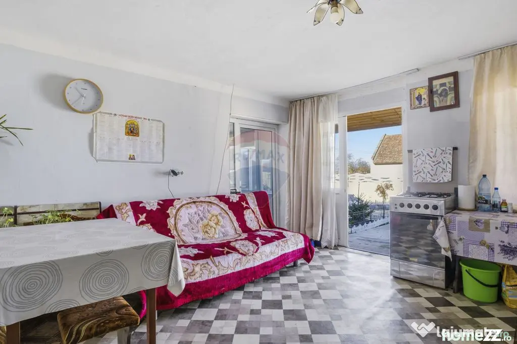 Casă renovată cu teren generos în Satu Mare,Secusigiu