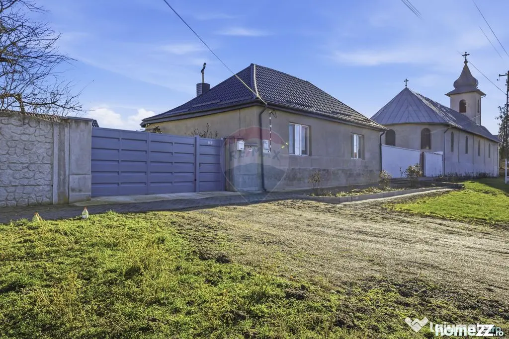Casă renovată cu teren generos în Satu Mare,Secusigiu