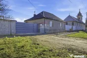 Casă renovată cu teren generos în Satu Mare,Secusigiu 