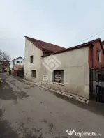 Casa de vanzare - zona Centru