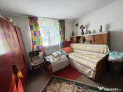 Casa Batraneasca la 8 km de Topoloveni 