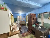 Casa Batraneasca la 8 km de Topoloveni 