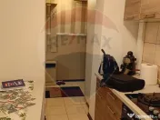Apartament cu 3 camere de vânzare în zona Craiovita Noua 