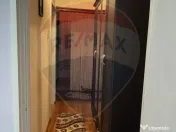 Apartament cu 3 camere de vânzare în zona Craiovita Noua 