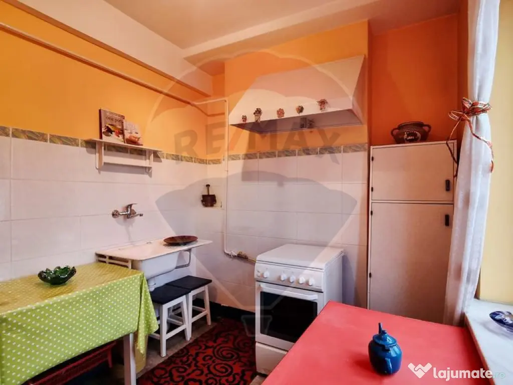 Apartament cu 2 camere de vânzare în zona Cotroceni, Ac...