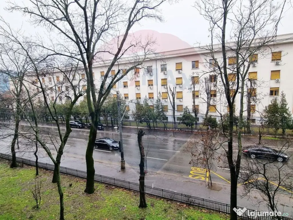 Apartament cu 2 camere de vânzare în zona Cotroceni, Ac...