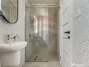 Apartament cu 3 camere de închiriat, parcare subterana, ... 