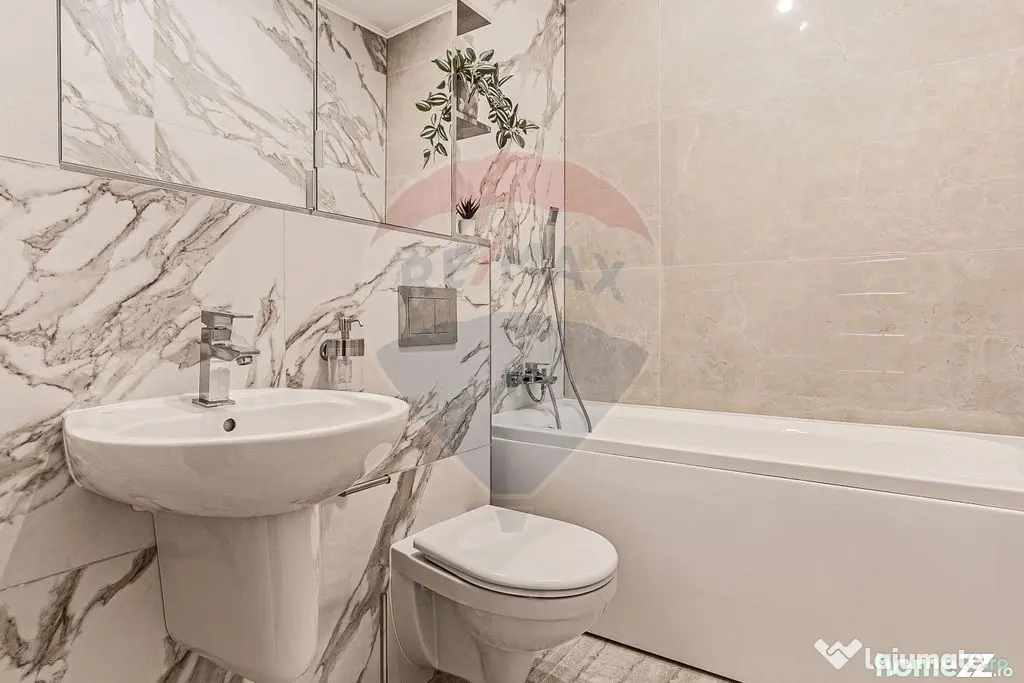 Apartament modern cu 3 camere de închiriat, bloc nou, Co...