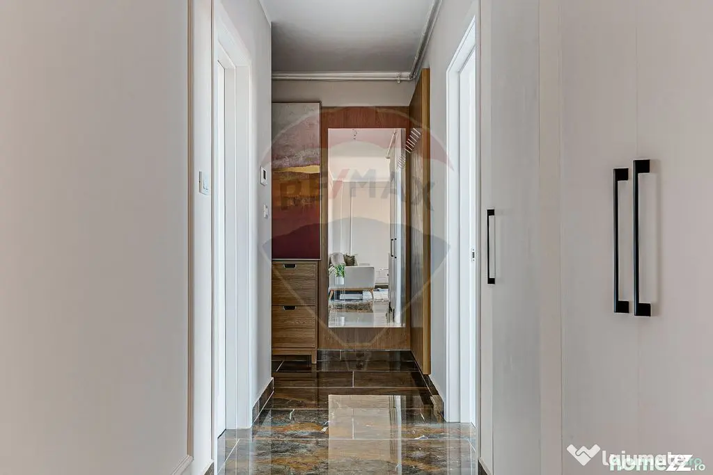 Apartament modern cu 3 camere de închiriat, bloc nou, Co...