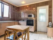 Casa cu 6 camere de vanzare, zona Centrala, Huedin 