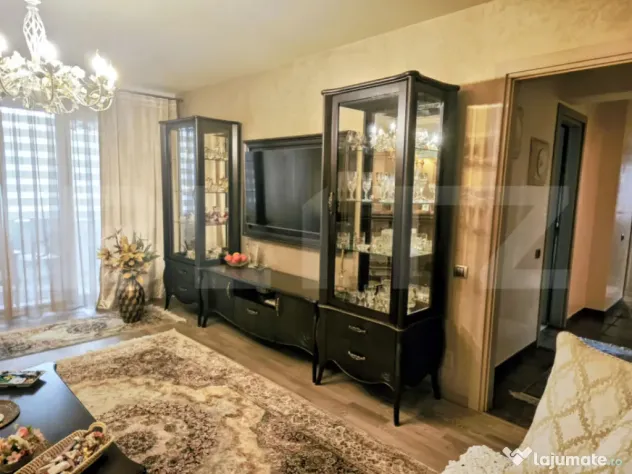 Apartament de lux 92 mp mobilat si utilat zona RAMADA Pitest