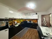 Casă / Vilă cu 5 camere de vânzare 