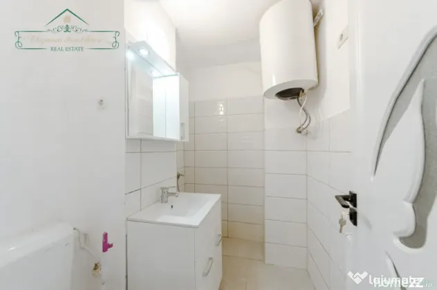 Garsonieră confort 1, cu centrală proprie, oraș Pecica, A - Pecica (Arad)