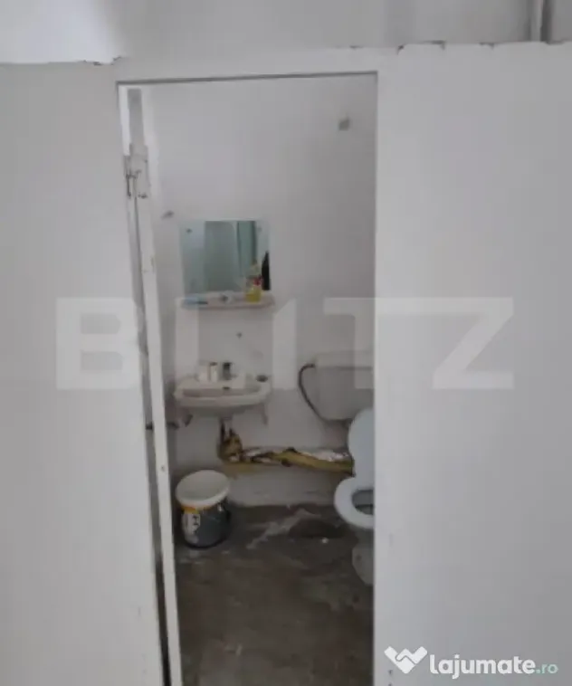 Spatiu comercial, 70 mp, zona Micro 3