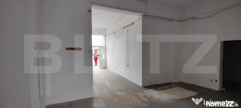 Spatiu comercial, 70 mp, zona Micro 3 - Targoviste (Dambovita)