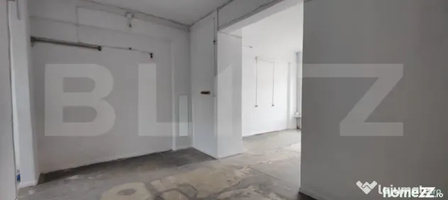 Spatiu comercial, 70 mp, zona Micro 3 - Targoviste (Dambovita)