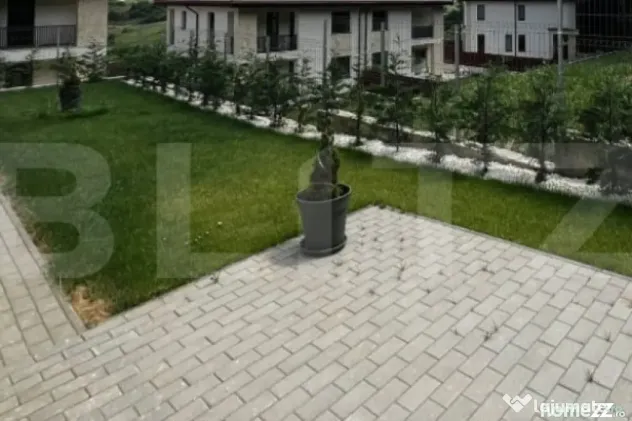 Casa cu 4 camere, 120 mp utili, 250 mp de teren, la liziera - Floresti (Cluj)