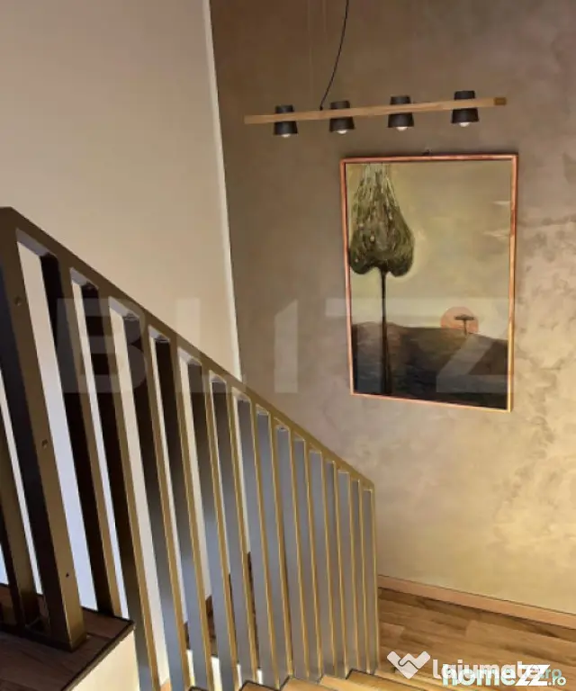 Casa cu 4 camere, 120 mp utili, 250 mp de teren, la liziera - Floresti (Cluj)