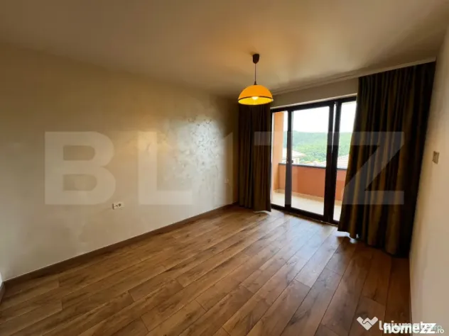Casa cu 4 camere, 120 mp utili, 250 mp de teren, la liziera - Floresti (Cluj)