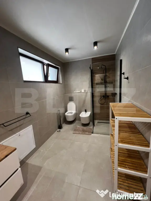 Casa cu 4 camere, 120 mp utili, 250 mp de teren, la liziera - Floresti (Cluj)