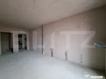 Apartament 2 camere, etaj intermediar, zona Vivo