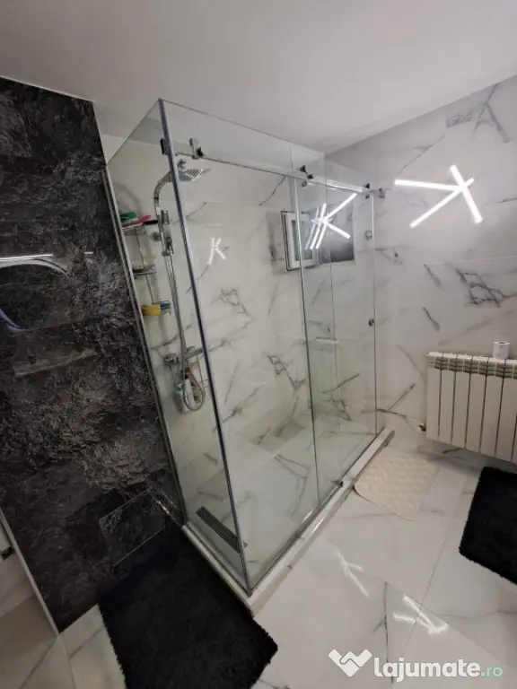 Apartament 3 camere, suprafata totala 81mp, zona Strada Gari