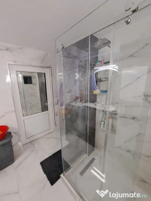 Apartament 3 camere, suprafata totala 81mp, zona Strada Gari