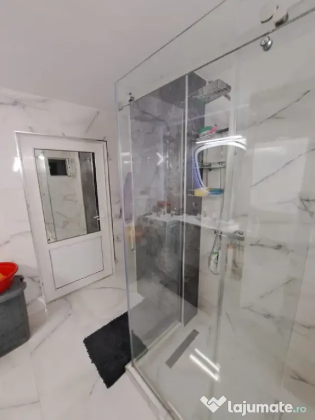Apartament 3 camere, suprafata totala 81mp, zona Strada Gari