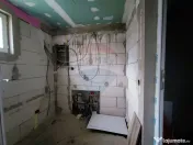 Casă / Vilă cu 3 camere de vânzare în zona Sud 