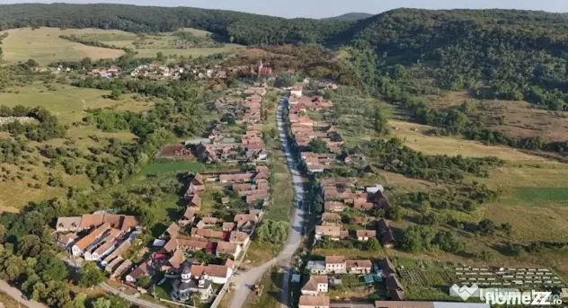 DE VANZARE Teren intr-un colț de Transilvanie autentică