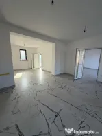 Spatiu comercial, 90 mp , chirie , Radauti
