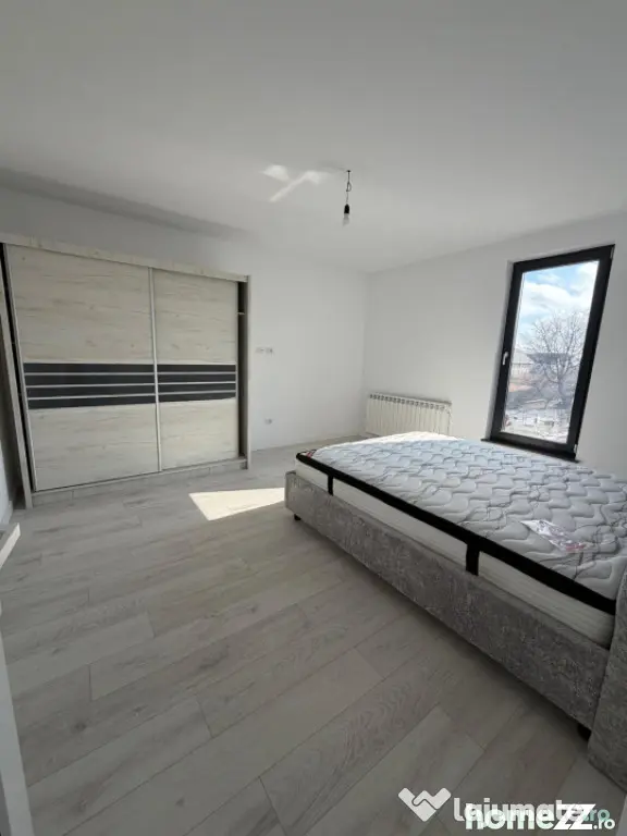 Spatiu comercial, 90 mp , chirie , Radauti