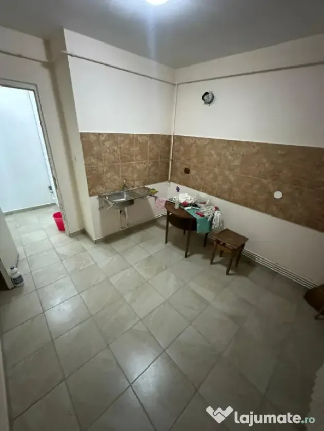 Ap. 1 cameră Tomești, etaj 1, nemobilat