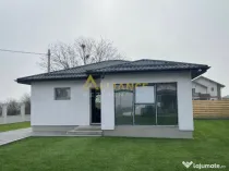 Casa 3 camere- strada asfaltata- 67 mp utili