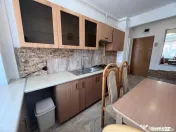 Apartament 2 camere,decomandat,zona Lido-Casa de pensii 