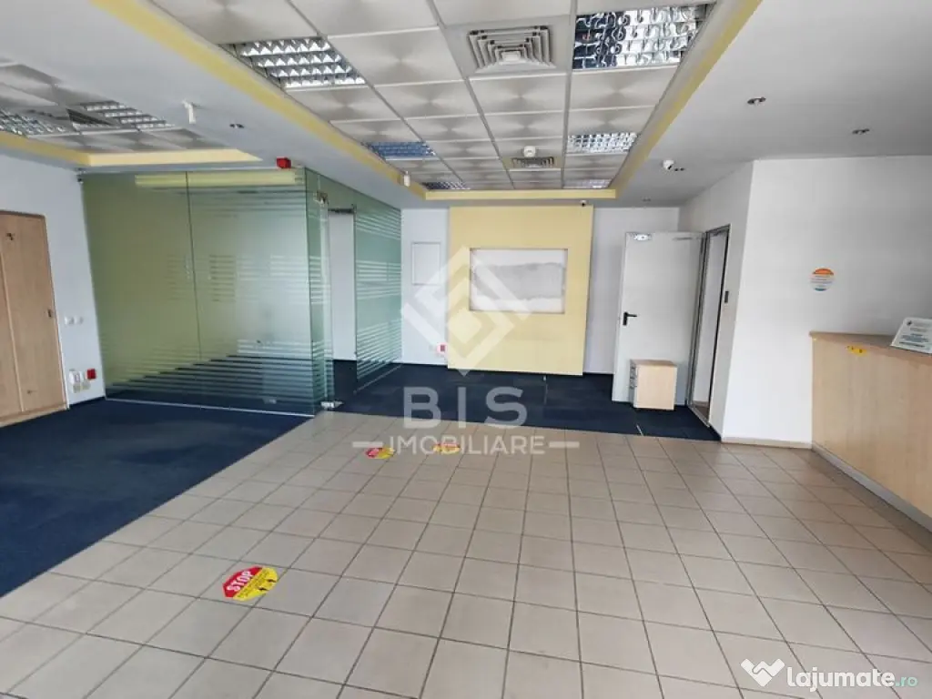 Spațiu Comercial Premium – Fost Sediu Bancar | B-dul D...