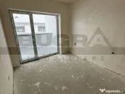 Apartament de 3 camere, 77mp + 50mp terasa, parcare, Baciu 