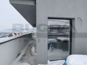 Apartament de 3 camere, 77mp + 50mp terasa, parcare, Baciu 