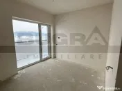 Apartament de 3 camere, 77mp + 50mp terasa, parcare, Baciu 