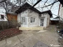 Casa, anexe si teren, in Ploiesti, zona Lupeni.