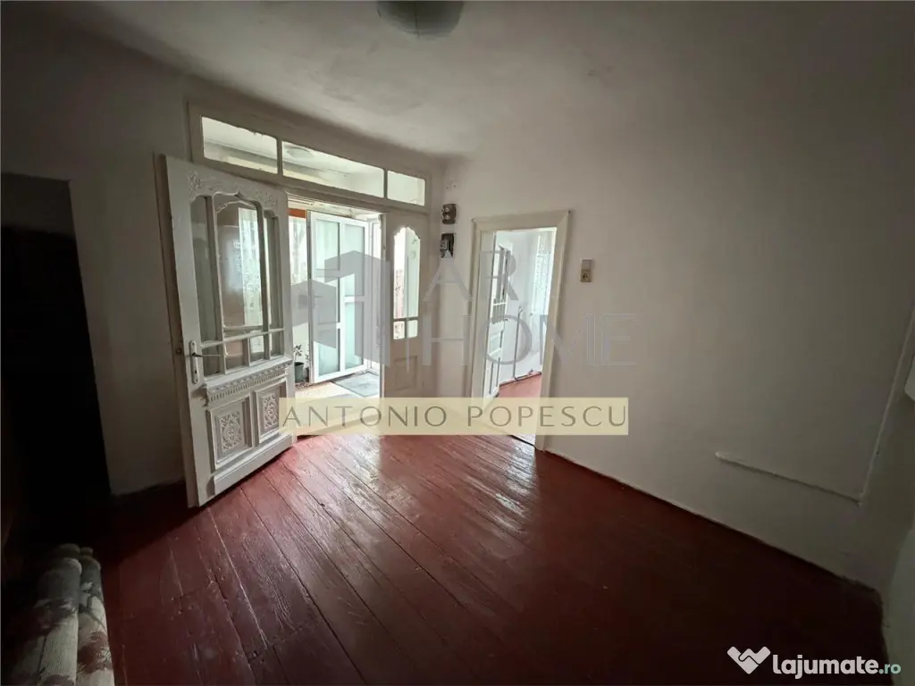 Casa, anexe si teren, in Ploiesti, zona Lupeni.