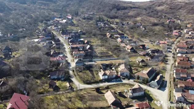 Se vinde casa renovabila la 10 minute de Huedin, in satul Bi