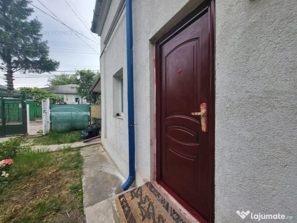 Casa pentru Investitie compartimentata in 5 apartamente